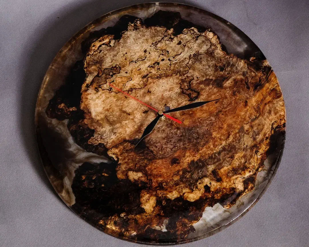 ساعت دیواری لوکس چوب و رزین|ساعت دیواری و تزئینی|ارومیه, |دیوار