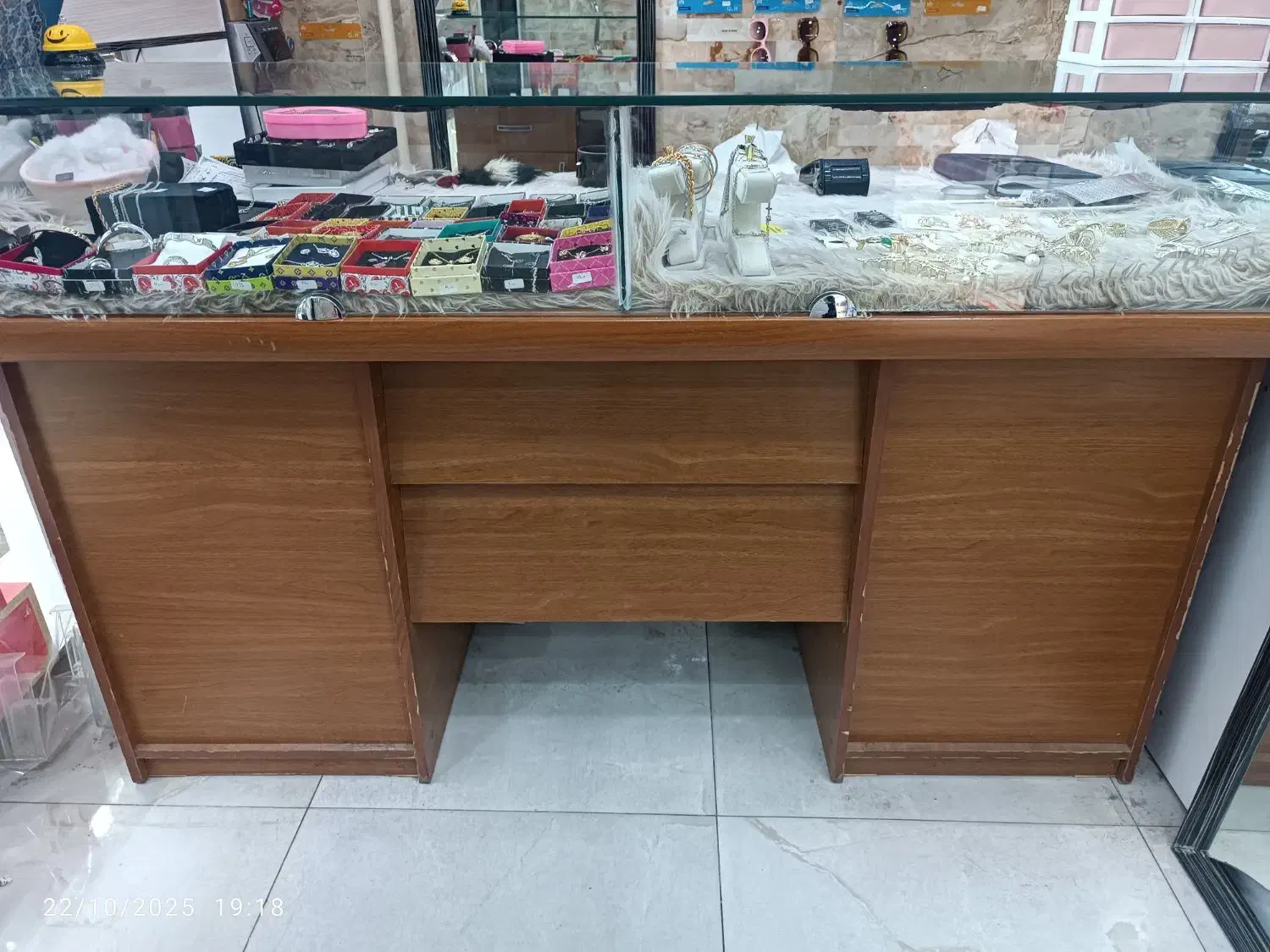 میز پیشخوان و ویترینی|فروشگاه و مغازه|سهند, |دیوار