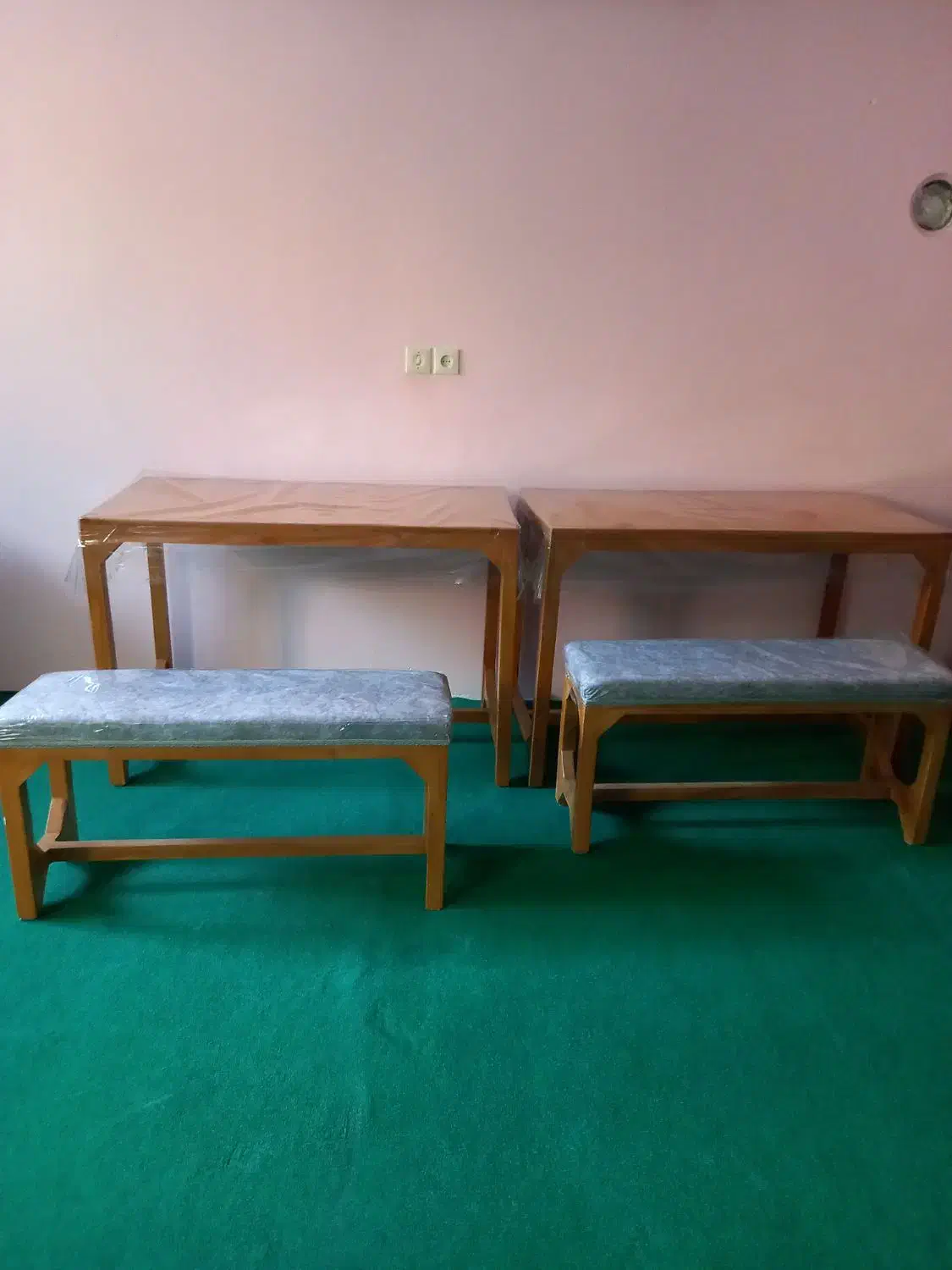 نیمکت و میز چوبی|میز و صندلی غذاخوری|زنجان, |دیوار