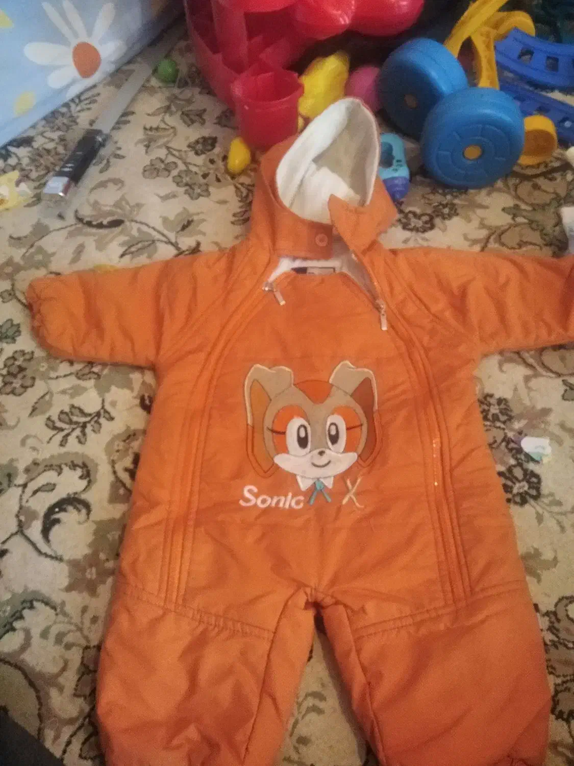 سرهمی بچه خیلی گرم|کفش و لباس بچه|نیشابور, مدرس|دیوار