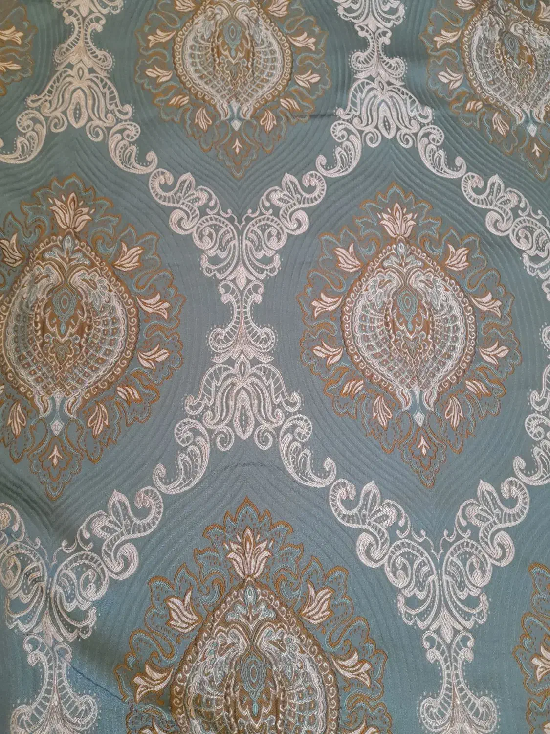 پارچه مبل مناسب پشتی و کوسن و شاه نشین و...|لوازم خیاطی و بافتنی|برخوار, |دیوار