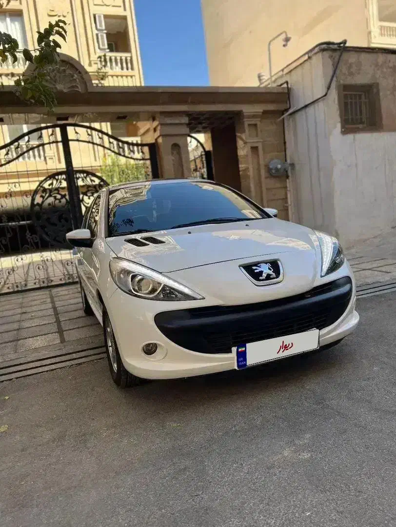 207پانا مدل 1401|خودرو سواری و وانت|الوند, |دیوار