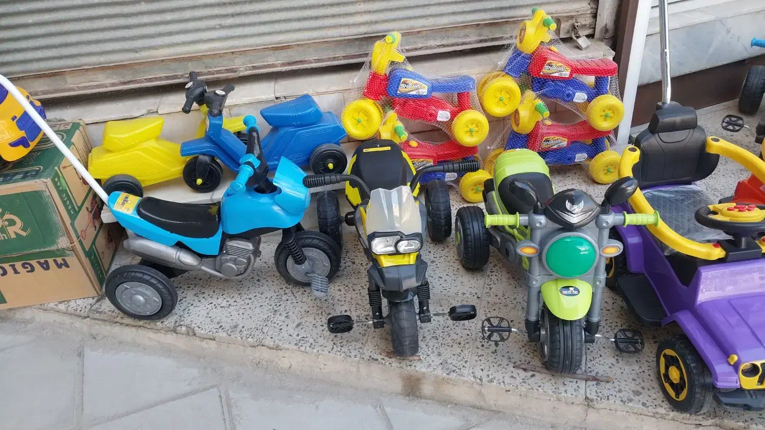 فروش انواع ماشین های سواری برای کودک واسباب بازی|اسباب‌‌بازی|سنندج, |دیوار
