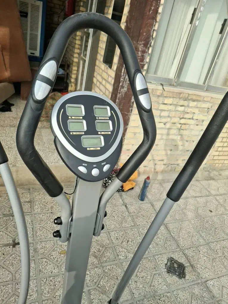 دوچرخه ثابت در حد نو|تجهیزات ورزشی|بجنورد, |دیوار