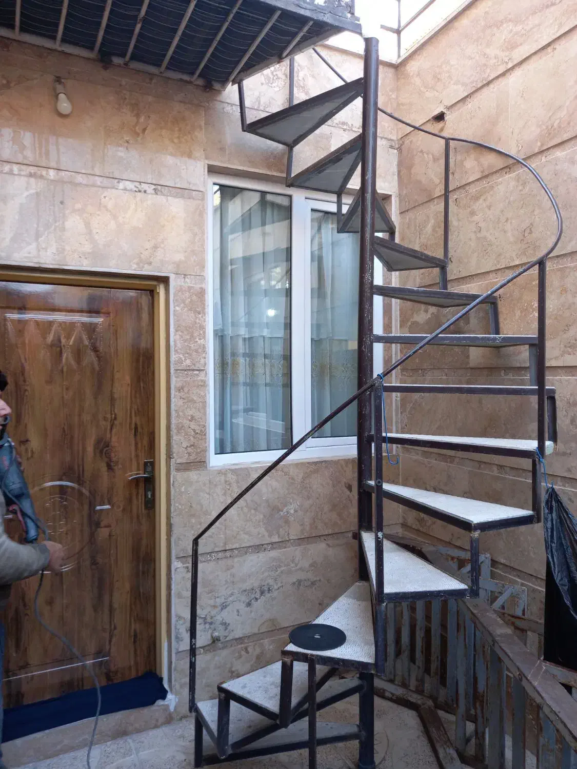 پله گرد دوبلکسی|مصالح و تجهیزات ساختمان|صفادشت, |دیوار