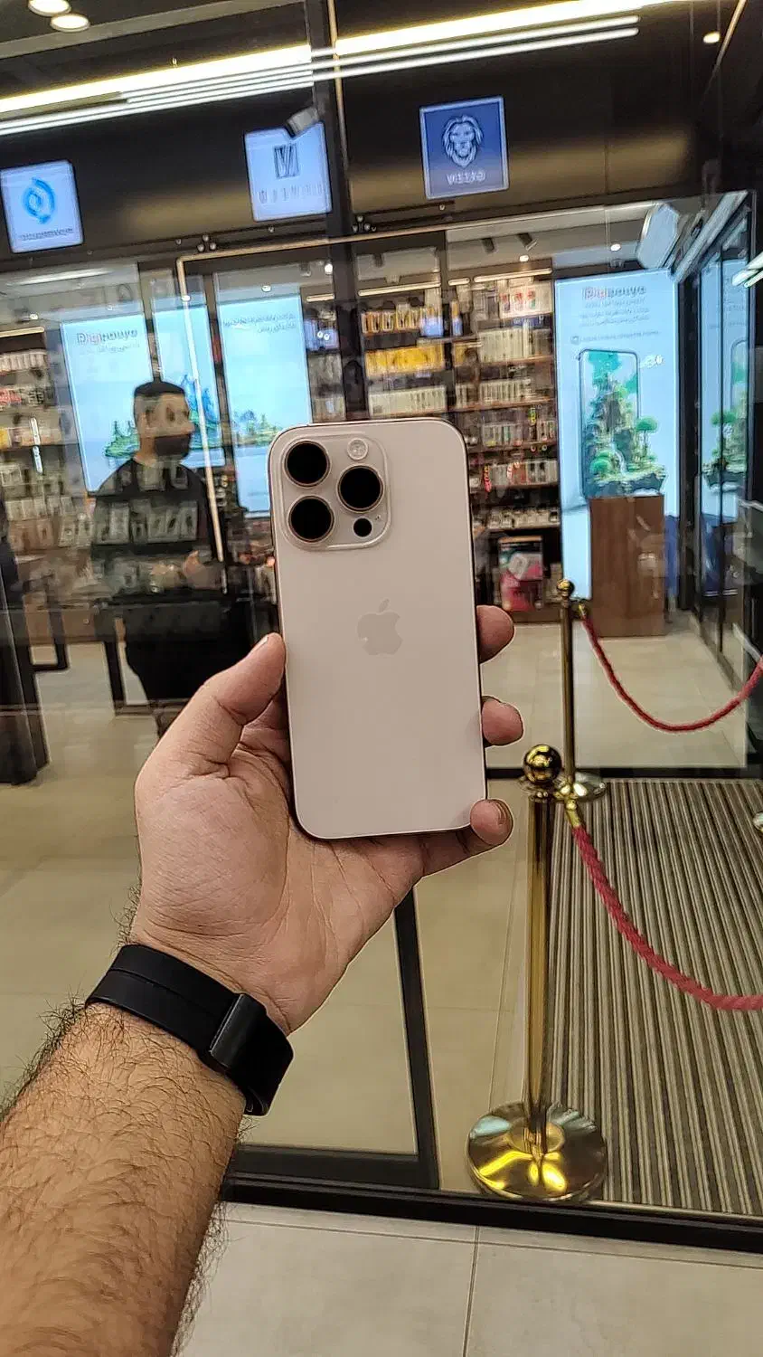 iphone 16pro 256 ZAA 2ماه انتن بدون ریجستر|موبایل|مشهد, بهشت|دیوار