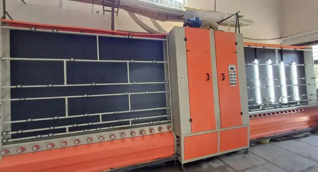 دستگاه شستشوی شیشه دوجداره ۱۷۰ در حد نو|ماشین‌آلات صنعتی|اصفهان, دانشگاه اصفهان|دیوار