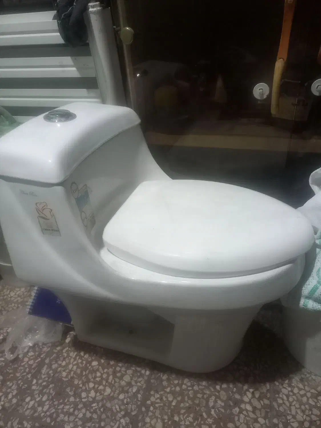 توالت فرنگی درحد نو وتمیز|لوازم سرویس بهداشتی|تهران, دستغیب|دیوار