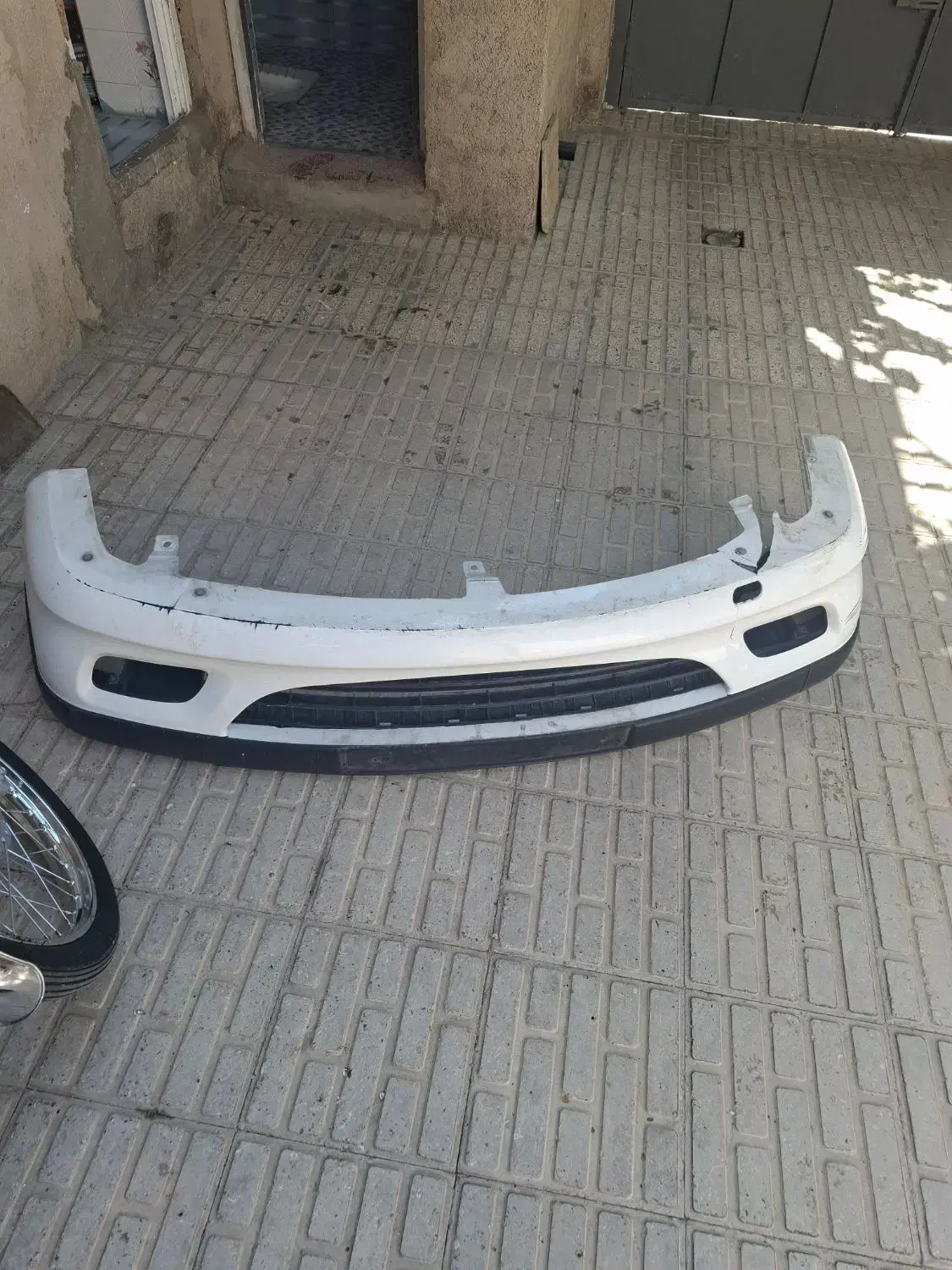 سپر جلو پژو پارس|قطعات یدکی و لوازم جانبی|شیراز, ارم|دیوار