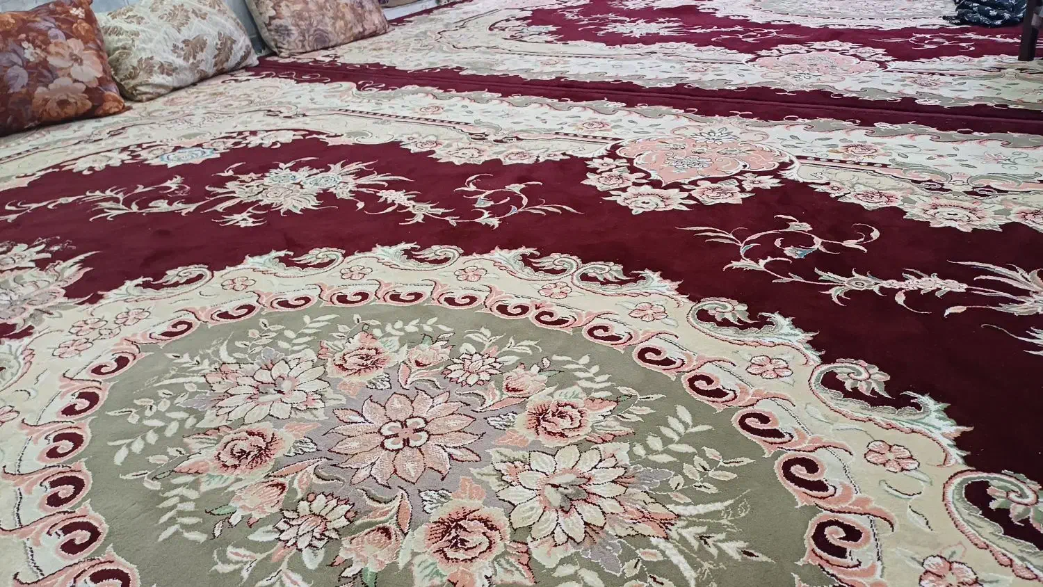 قالی ماشینی|فرش|شیروان (خراسان), |دیوار