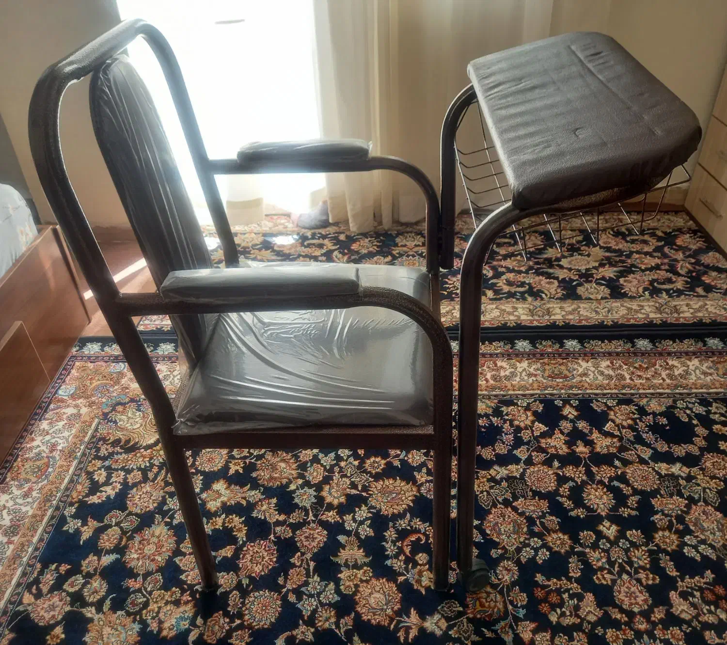 صندلی نماز|صندلی و نیمکت|همدان, |دیوار