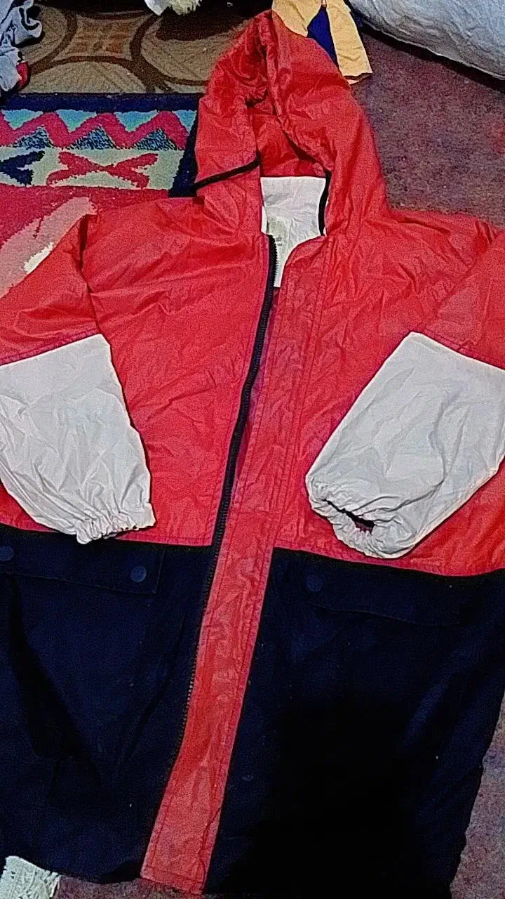 کاپشن بارانی|کیف، کفش، کمربند|دوگنبدان, |دیوار