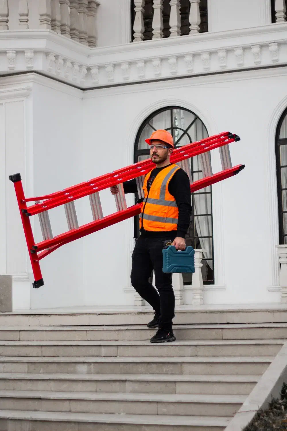 نردبان مخابراتی|ابزارآلات|کرج, باغستان|دیوار