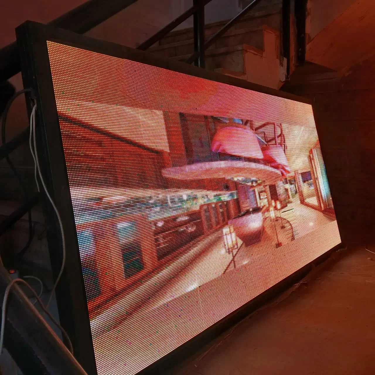 تابلو روان LED رنگی 130×270 کارکرده|فروشگاه و مغازه|تهران, طرشت|دیوار