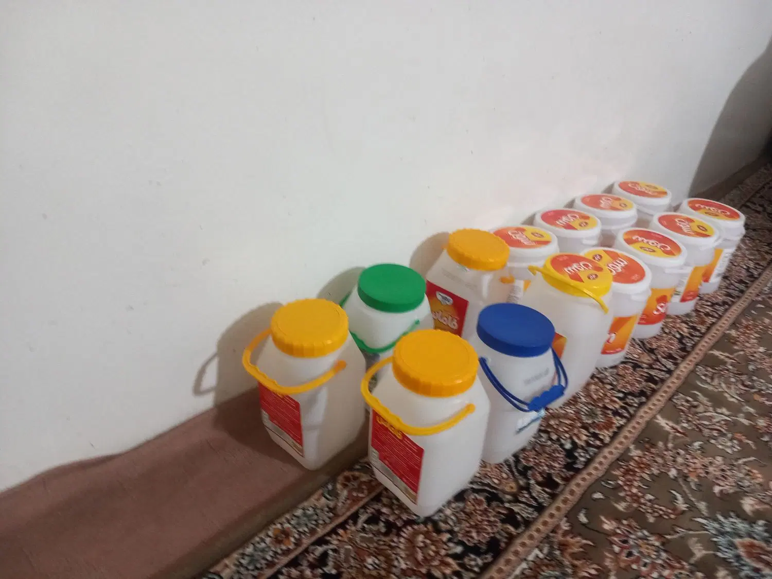 دبه|ظروف نگهدارنده، پلاستیکی، یک‌بارمصرف|زنجان, |دیوار
