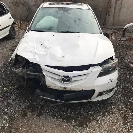 مزدا 3 دنده ای تصادفی. مشاور تصادفی|خودرو سواری و وانت|زنجان, |دیوار