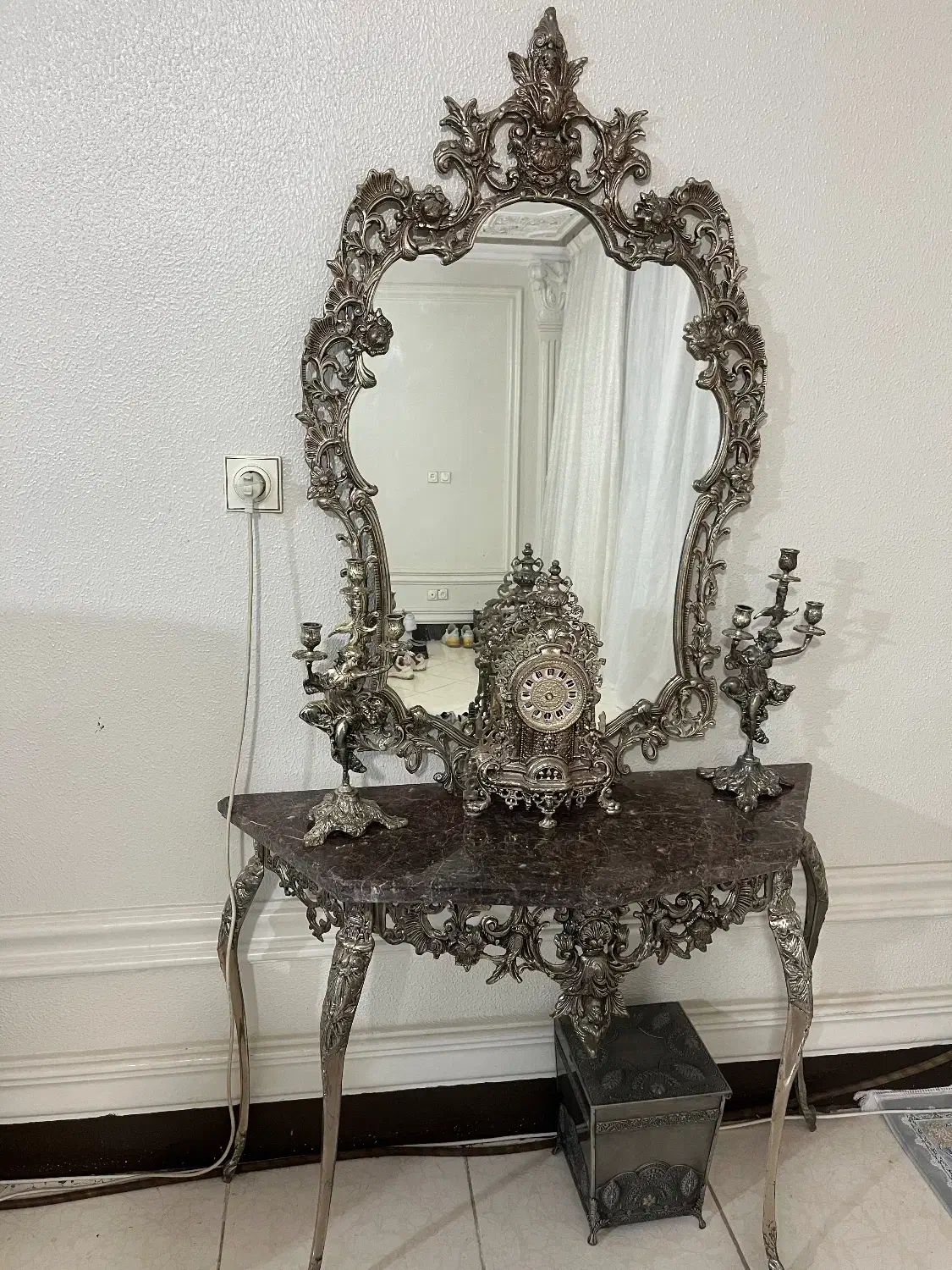 اینه کنسول همراه با شمعدان وساعت|بوفه، ویترین، کنسول|شاهینشهر, پاسداران|دیوار