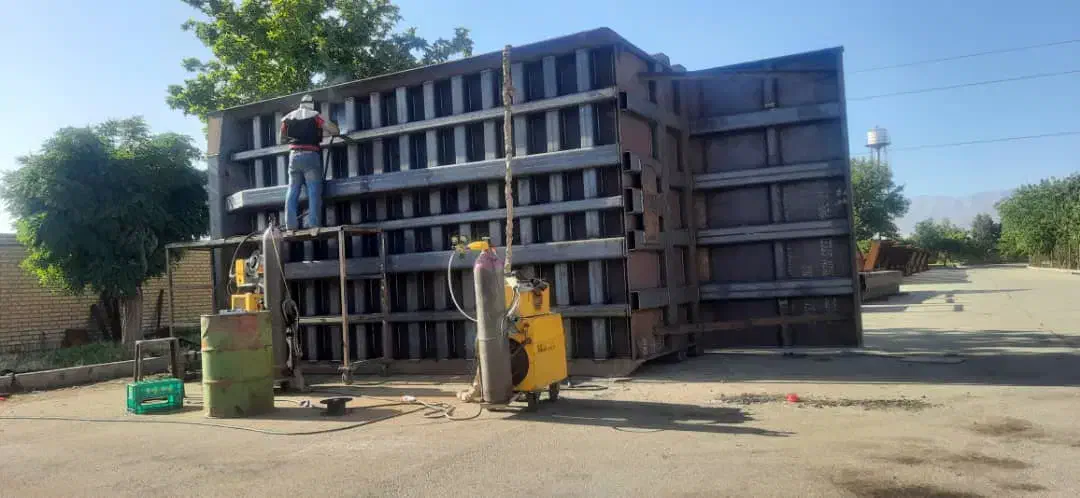 جوشکار CO2کار ،آهنگر ،مونتاژ کار و اطاق کمپرسی ساز|استخدام صنعتی، فنی، مهندسی|کوهسار (البرز), |دیوار