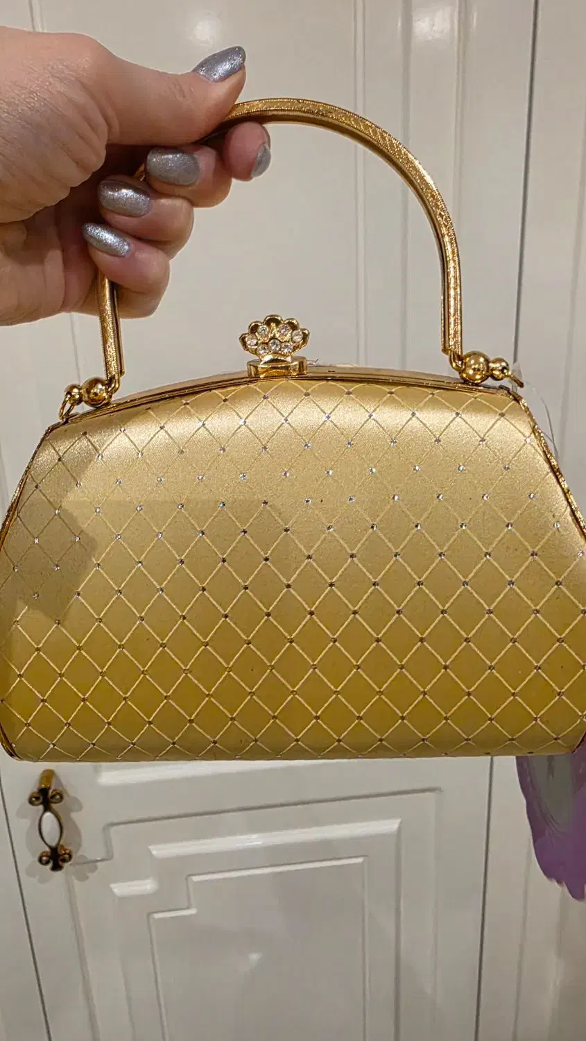 کیف مجلسی|کیف، کفش، کمربند|اصفهان, دانشگاه اصفهان|دیوار