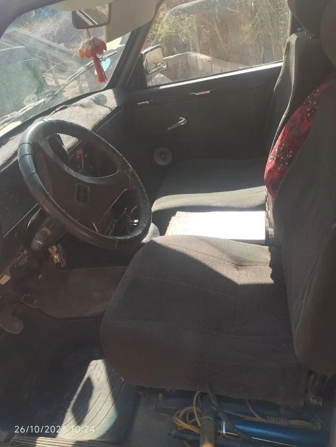 وانت پیکان|خودرو سواری و وانت|میان جلگه, |دیوار