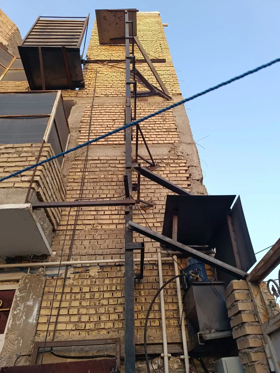 نصب  فروش و منتاژ بالابر کابین دار و بدون کابین|مصالح و تجهیزات ساختمان|بهبهان, |دیوار