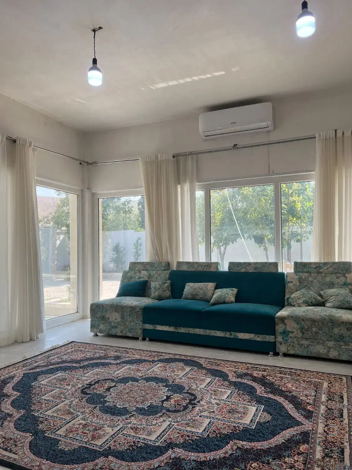 اجاره باغ/ روزانه/ *قیمت عالی*|اجارهٔ کوتاهمدت ویلا و باغ|شیراز, علوم پزشکی|دیوار