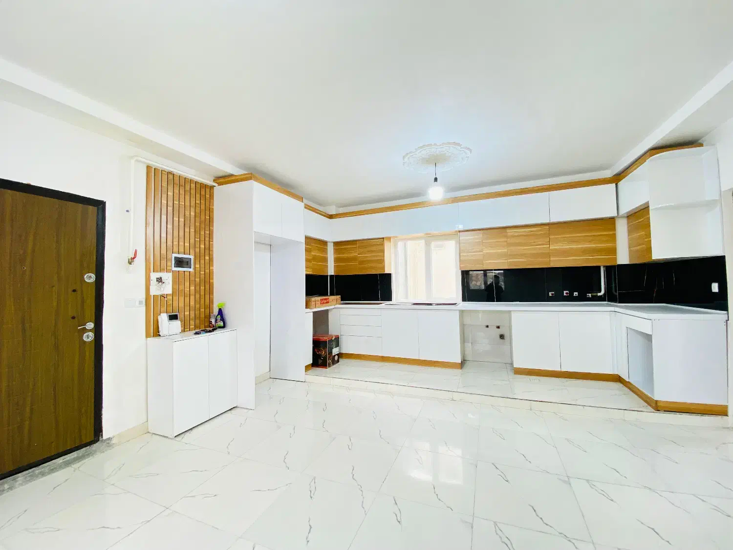 فروش فوری آپارتمان نوسازفول امکانات جاده لاهیجان|فروش آپارتمان|لنگرود, |دیوار