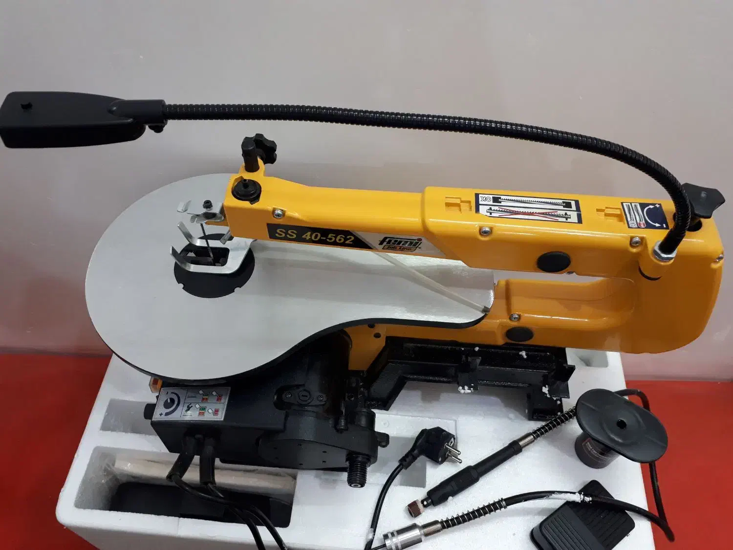 وسیله ورزشی و اره مویی|تجهیزات ورزشی|شوشتر, |دیوار