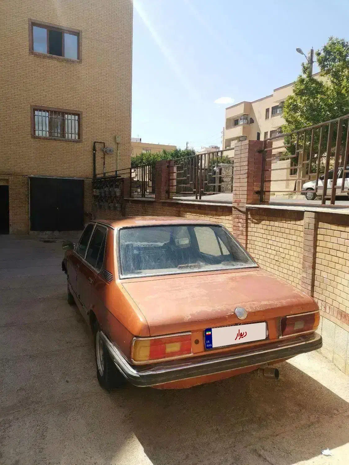 بی ام و 518 نقد و اقساط (BMW518)|خودرو کلاسیک|شیراز, شهرک گلستان|دیوار