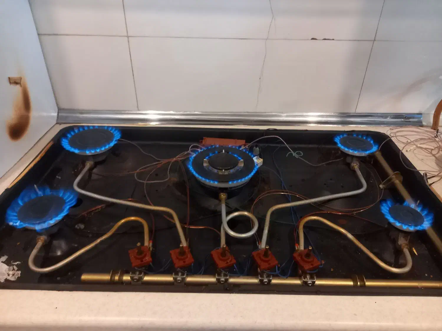 تعمیرات سرویس گازصفحه ای،آبگرمکن دیواری،بخاری و|خدمات پیشه و مهارت|شیراز, شهرک گلستان|دیوار