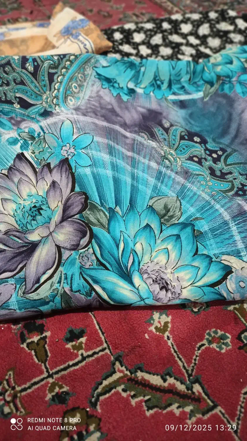 پارچه چادری|لباس|تبریز, |دیوار