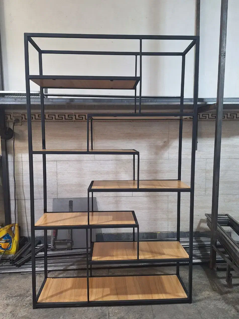 سفارشی  ویترین فلزی شلف استند رگال نظم دهنده|کتابخانه، شلف، قفسه‌های دیواری|رباط‌کریم, رباط‌کریم|دیوار