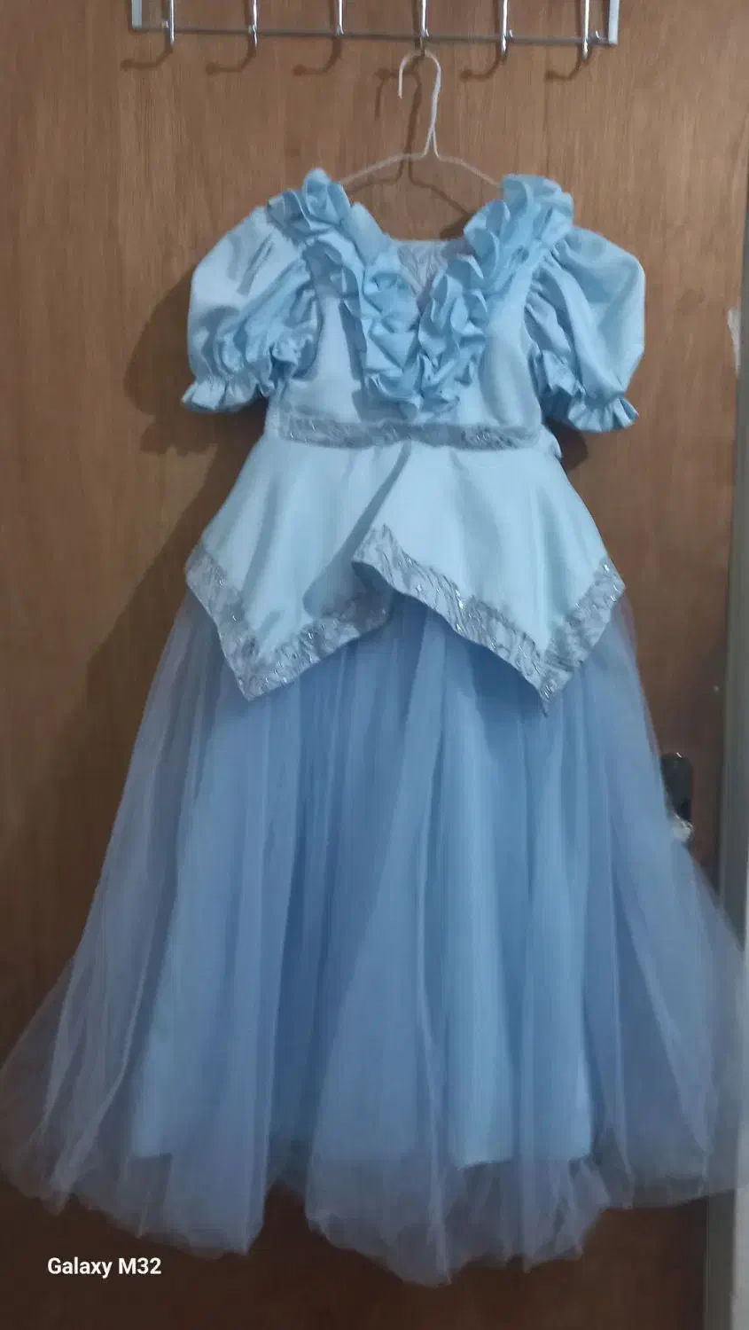 لباس مجلسی دخترانه پفی|کفش و لباس بچه|نورآباد, |دیوار