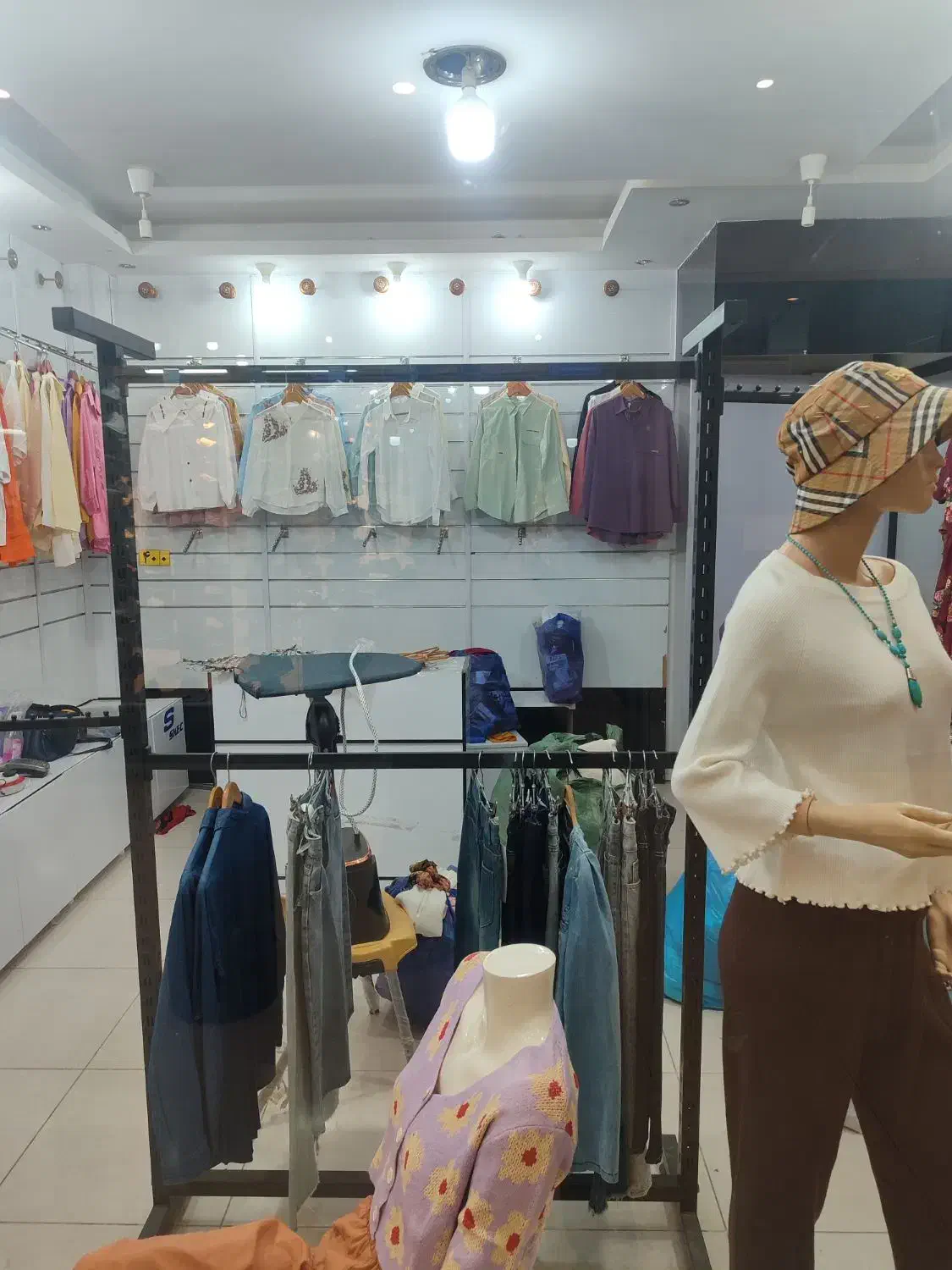 دکور کامل مغازه و پوشاک|فروشگاه و مغازه|قشم, |دیوار