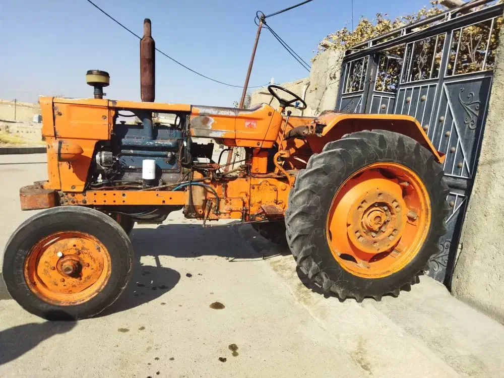 تراکتور|خودرو سنگین|قروه, |دیوار