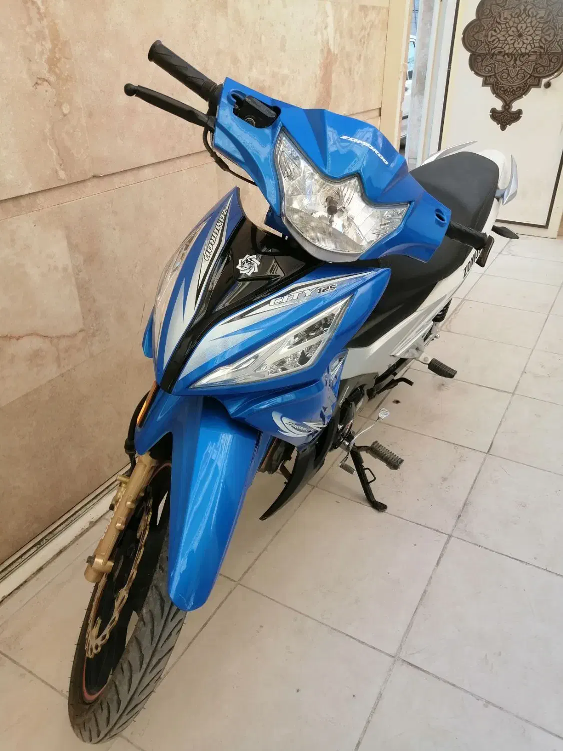 زمرد بی کلاج|موتورسیکلت|کاشان, کشاورز|دیوار