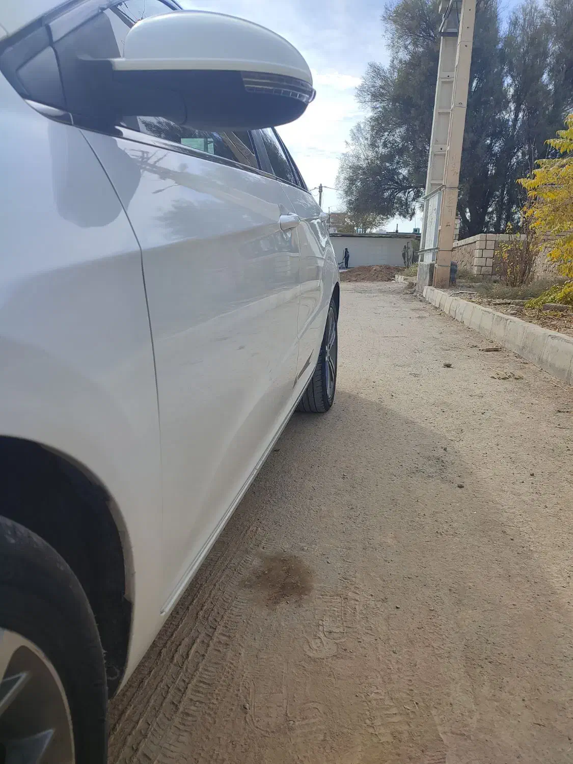 اریزو ۵دنده ای مدل ۹۸|خودرو سواری و وانت|شیراز, بهارستان|دیوار