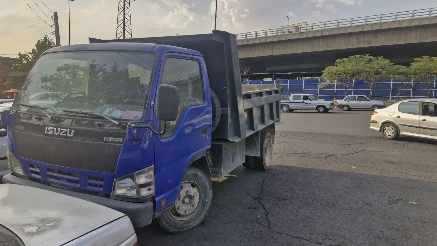 حمل نخاله و خاک تهیه انواع مصالح|خدمات حمل و نقل|تهران, تهرانپارس غربی|دیوار