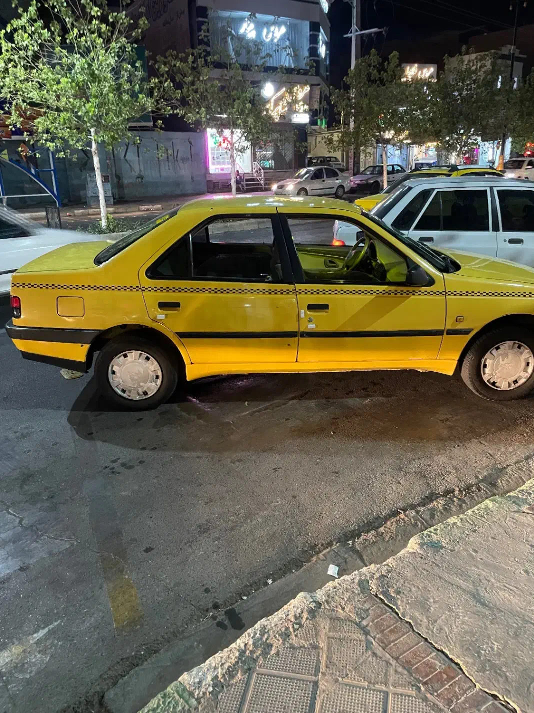 پژو تاکسی 405|خودرو سواری و وانت|ساوه, |دیوار