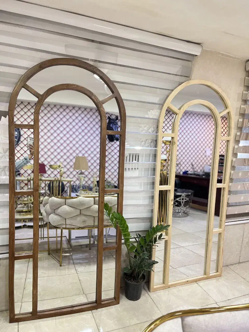 اینه ایستاده|آینه|نورآباد, |دیوار