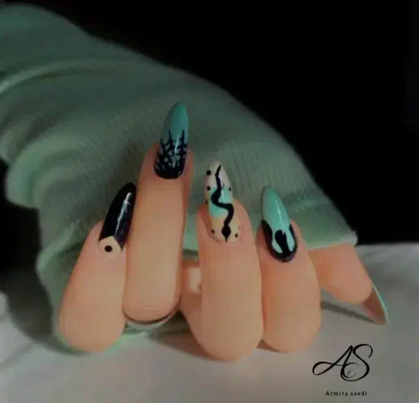 خدمات تخصصی ناخن|خدمات آرایشگری و زیبایی|اصفهان, قائمیه|دیوار