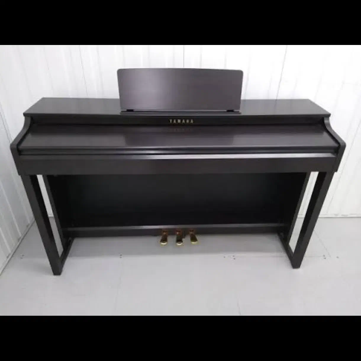 پیانو یاماها clp525|پیانو، کیبورد، آکاردئون|شیراز, ارم|دیوار