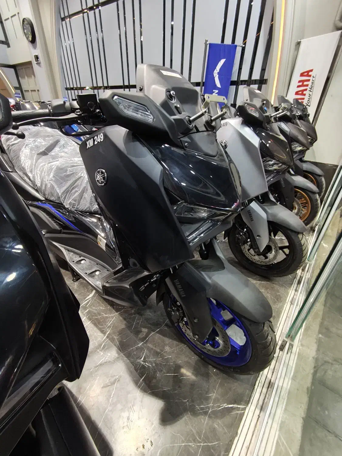 یاماها ایکس مکس ۲۵۰ YAMAHA XMAX اقساط ۸ ماهه|موتورسیکلت|تهران, نازیآباد|دیوار