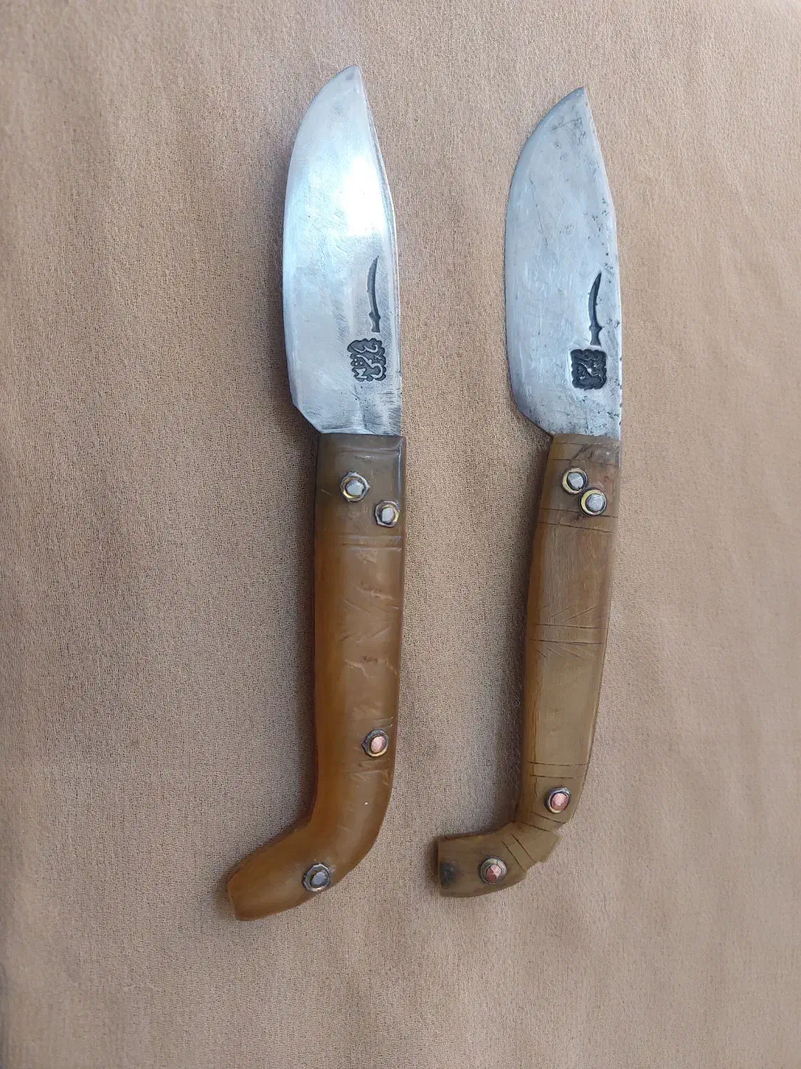 چاقو هاشمی|کلکسیون اشیاء عتیقه|جوانرود, |دیوار