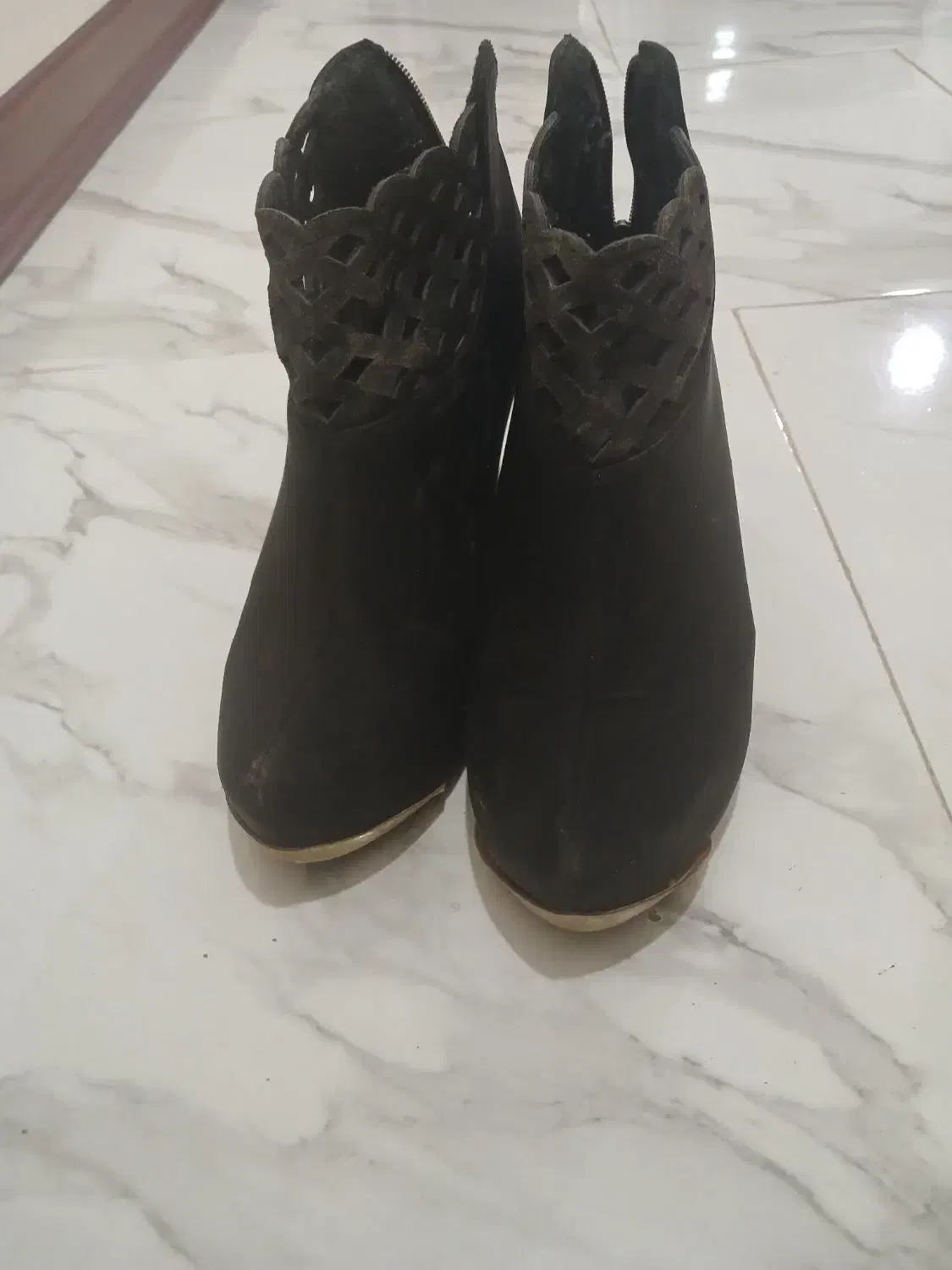 نیم بوت سایز 40|کیف، کفش، کمربند|پرند, فاز ۵|دیوار