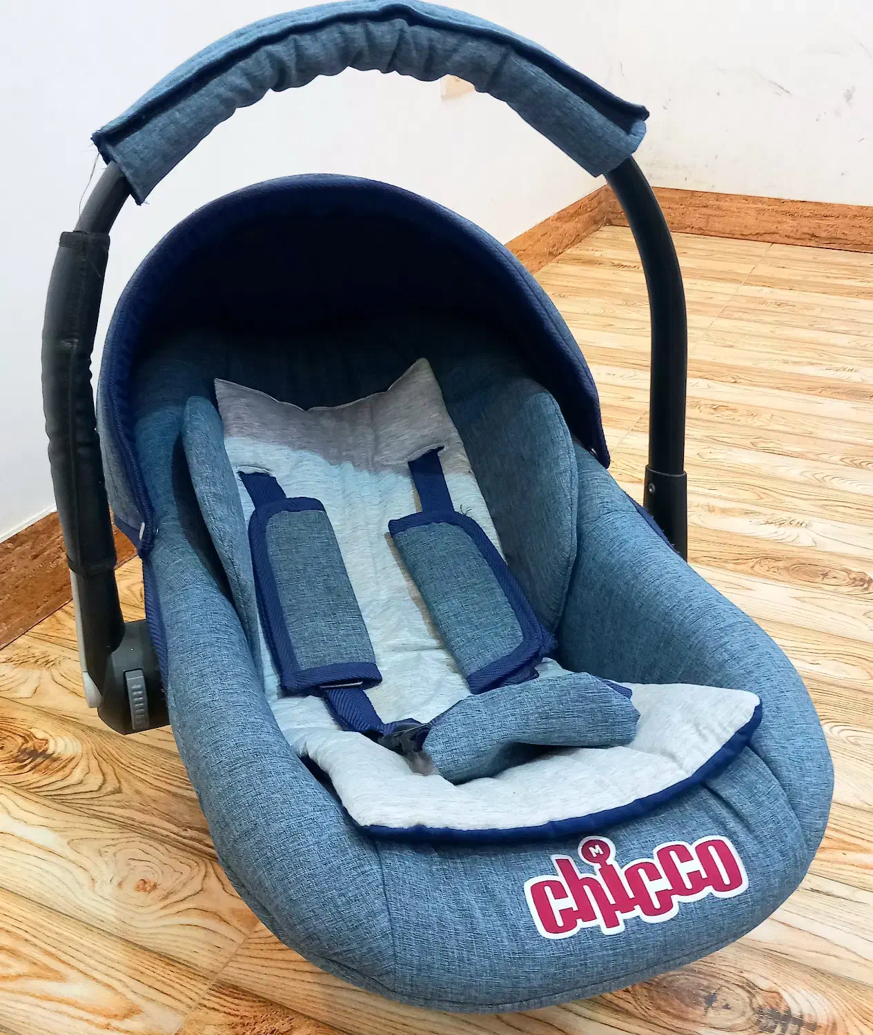 کریر نوزاد|کالسکه و لوازم جانبی|لاهیجان, کوی آزادگان|دیوار