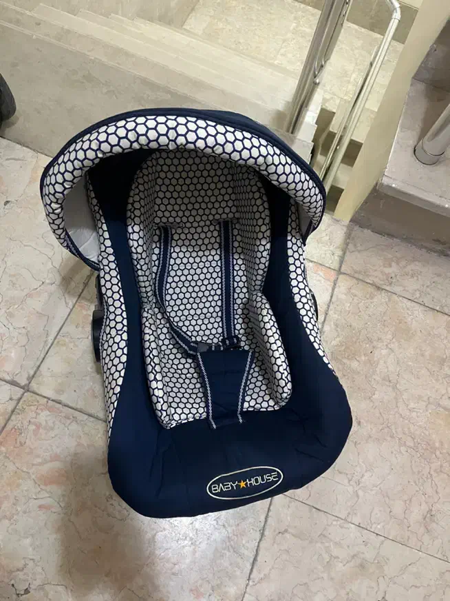 کریر|کالسکه و لوازم جانبی|ارومیه, |دیوار