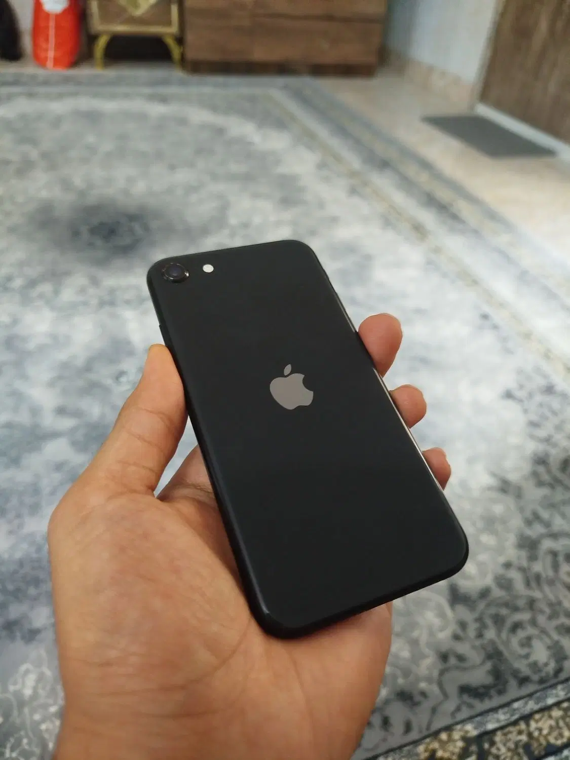 iphone se 2020 128GB|موبایل|قم, شهرک مهدیه (مدرس)|دیوار