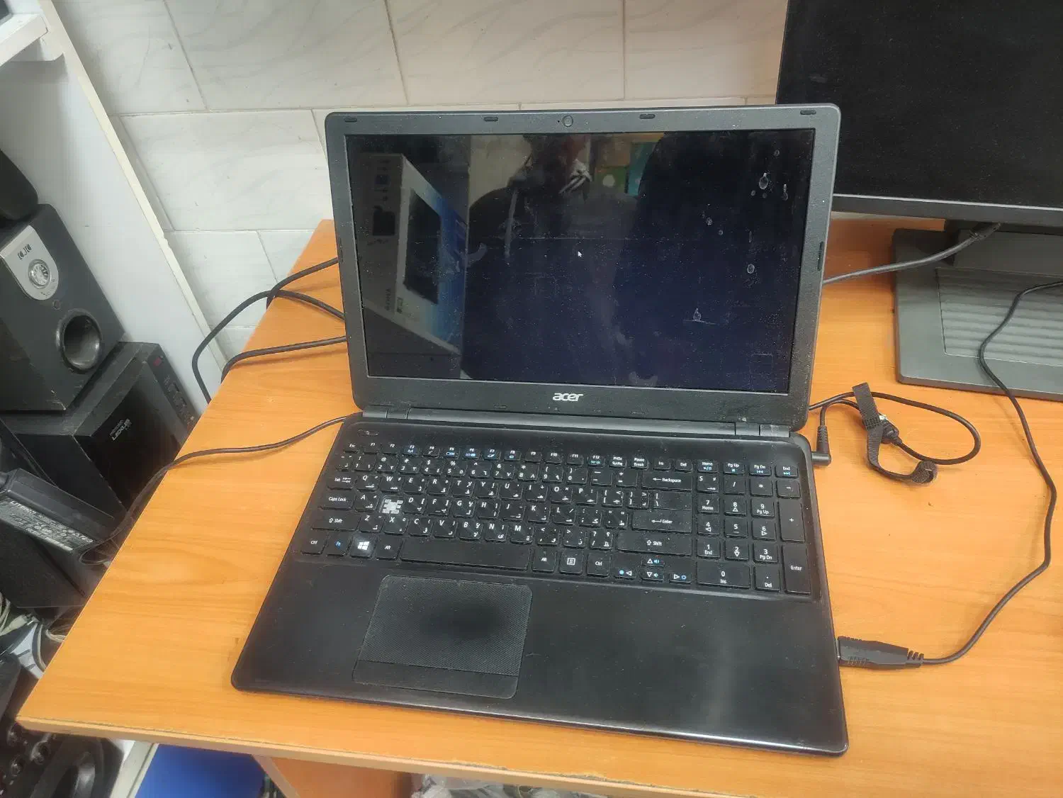 لب تاپ|رایانه همراه|آق قلا, |دیوار