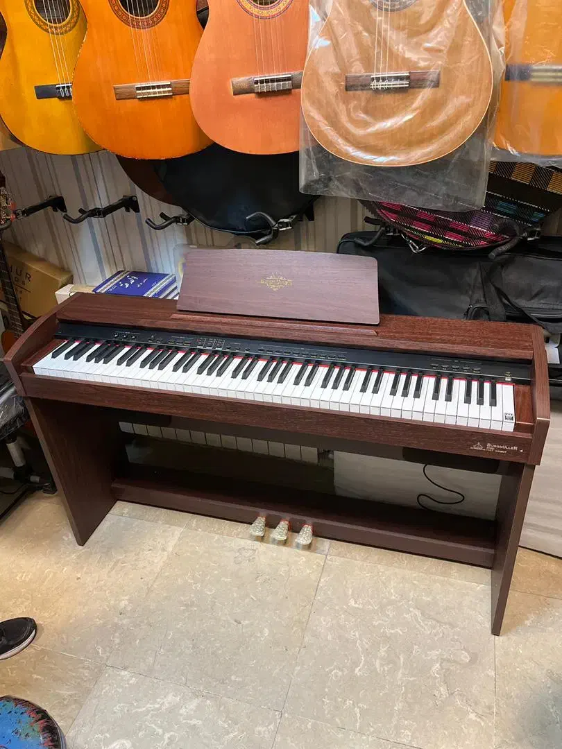 پیانو برگمولر ۷ اکتاو BM-18A در موزیک ارژنگ|پیانو، کیبورد، آکاردئون|پردیس, فاز ۳|دیوار